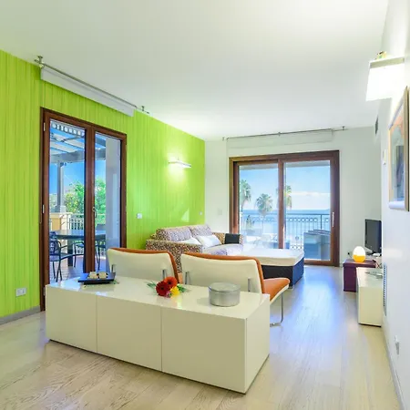 Dhome Baia Mazzaro' * 陶尔米纳