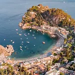 아파트 Dhome Baia Mazzaro' *